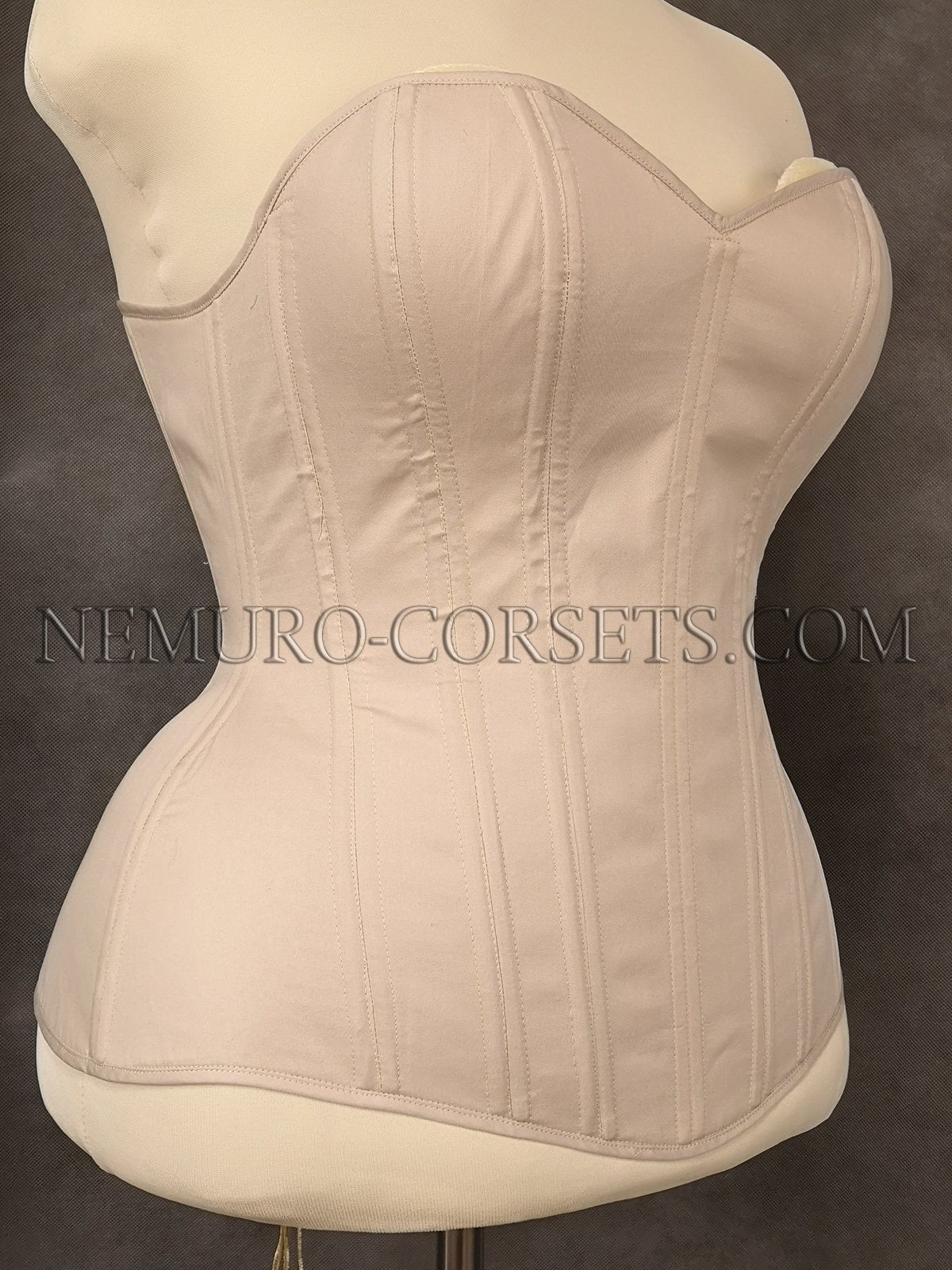 https://nemuro-corsets.com/cdn/shop/products/IMG_20200117_072828-2_1200x.jpg?v=1610511450