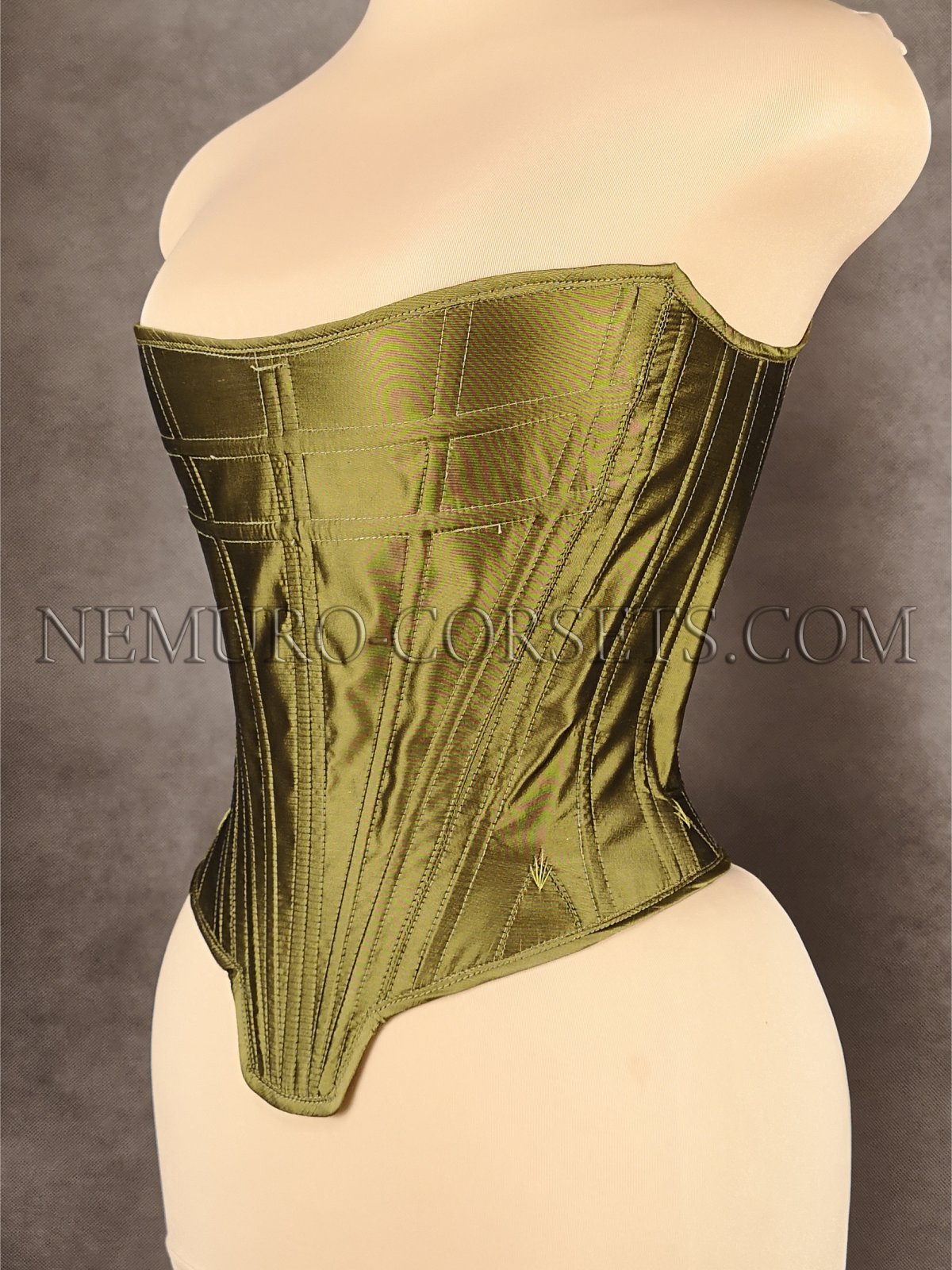 https://nemuro-corsets.com/cdn/shop/products/IMG_20201229_151805_1200x.jpg?v=1617871762